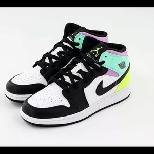 Nike Air Jordan 1 Mid Pastel